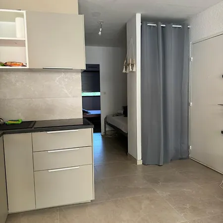 Apartament Joli T2 Au Calme *