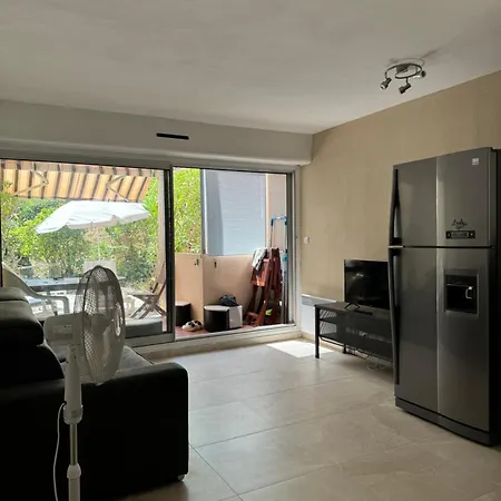 Joli T2 Au Calme Apartament Cavalaire-sur-Mer